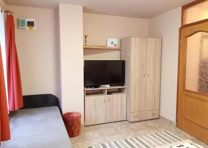 Eva Vendeghaz Guesthouse